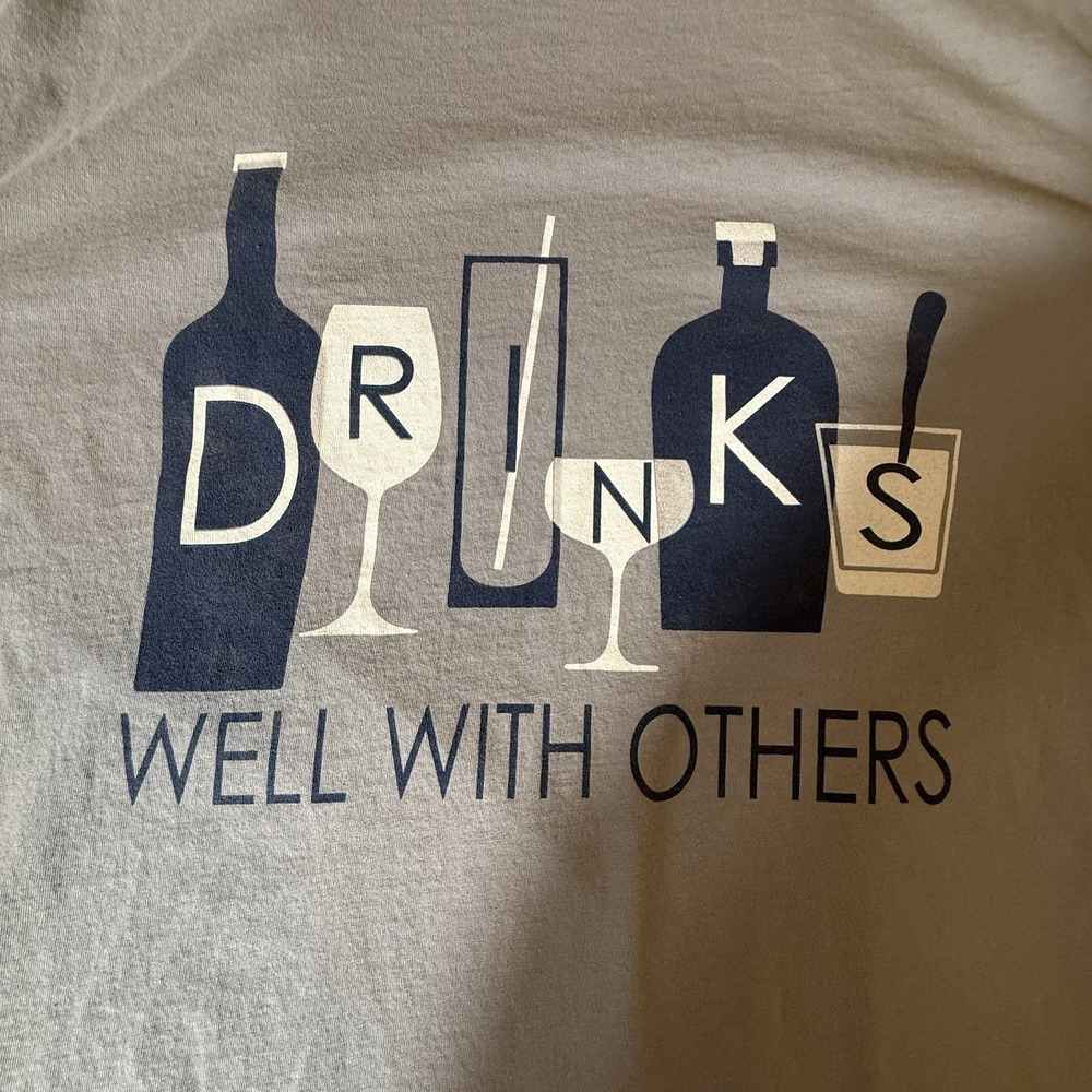 " Drinks Well With Others" Short Sleeve T-Shirt Beige Size LARGE Funny Size L